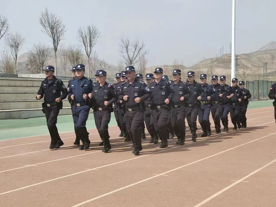 深度解析：中國人民武裝部隊(duì)特種警察學(xué)?！貞?zhàn)精英的鑄就之路與報(bào)考策略