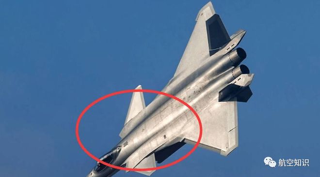 深度解析:殲21和殲20對比,中國隱身戰(zhàn)機發(fā)展趨勢全攻略