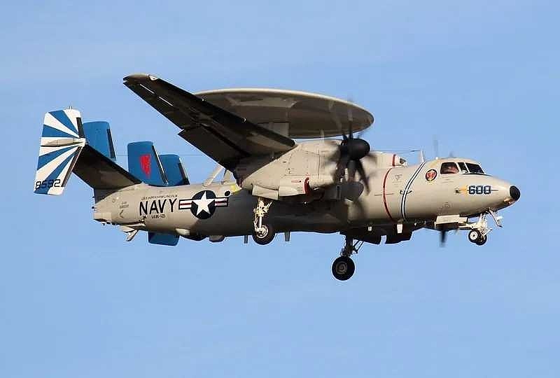 深度解析空警200和運(yùn)8:中國(guó)空軍的空中之眼與多能平臺(tái)