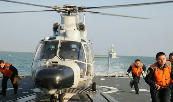 深度聚焦:殲15艦載機起降全攻略與核心技術(shù)解析