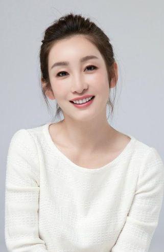 秦海璐個(gè)人資料簡(jiǎn)介圖片大全：深度解析其演藝生涯與生活全貌